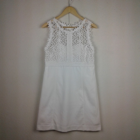 SOLD l Breakers White Floral Shift Dress - Picture 2 of 8
